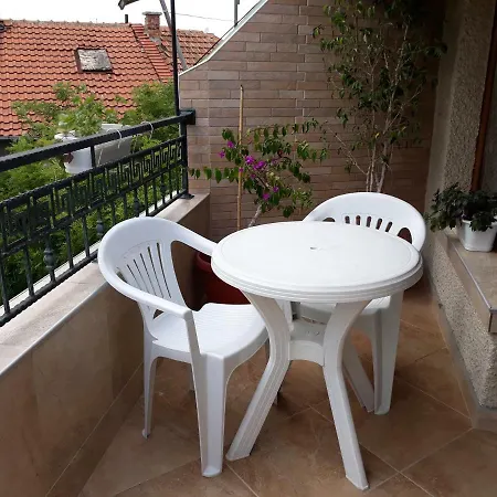 Dom Shtakovi ポモリエ